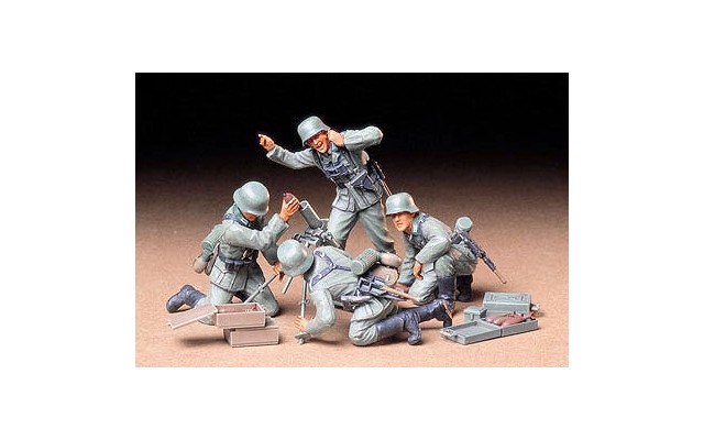 Tamiya 1/35 German Infantry Mortar Team
